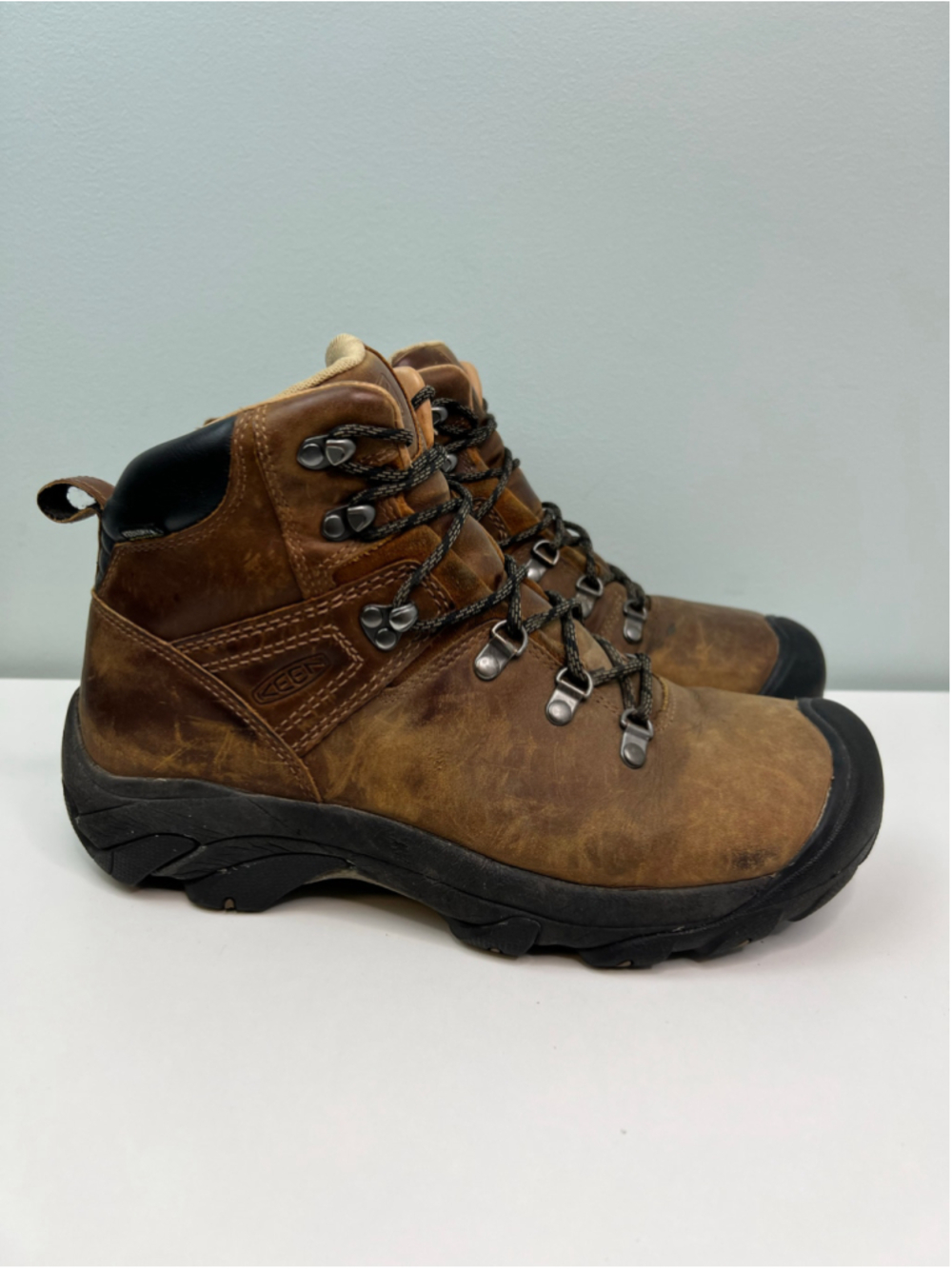 Keen Pyrenees Leather Hiking Boots Brown Black Mens Size 11 Waterproof Workwear